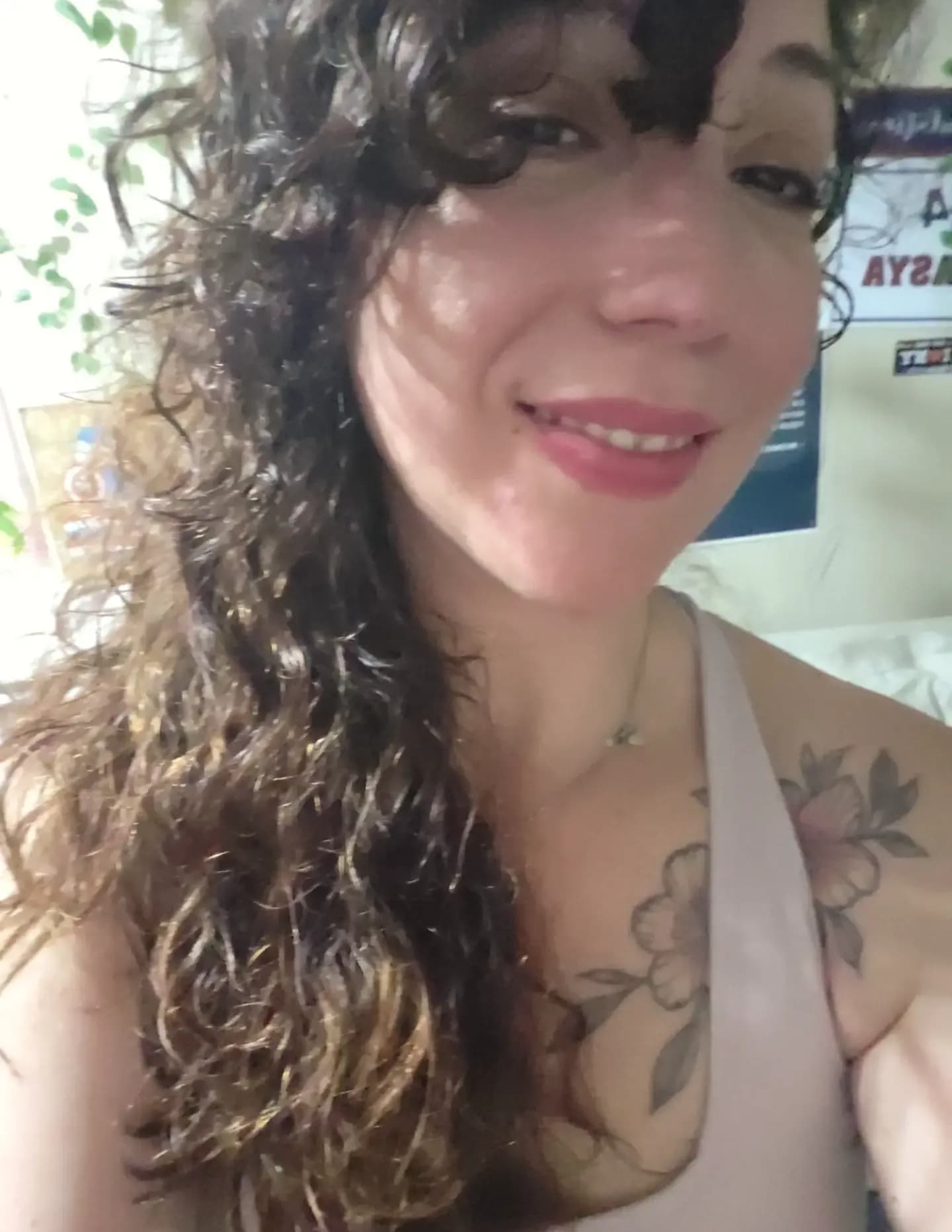 Andrea Lazo image