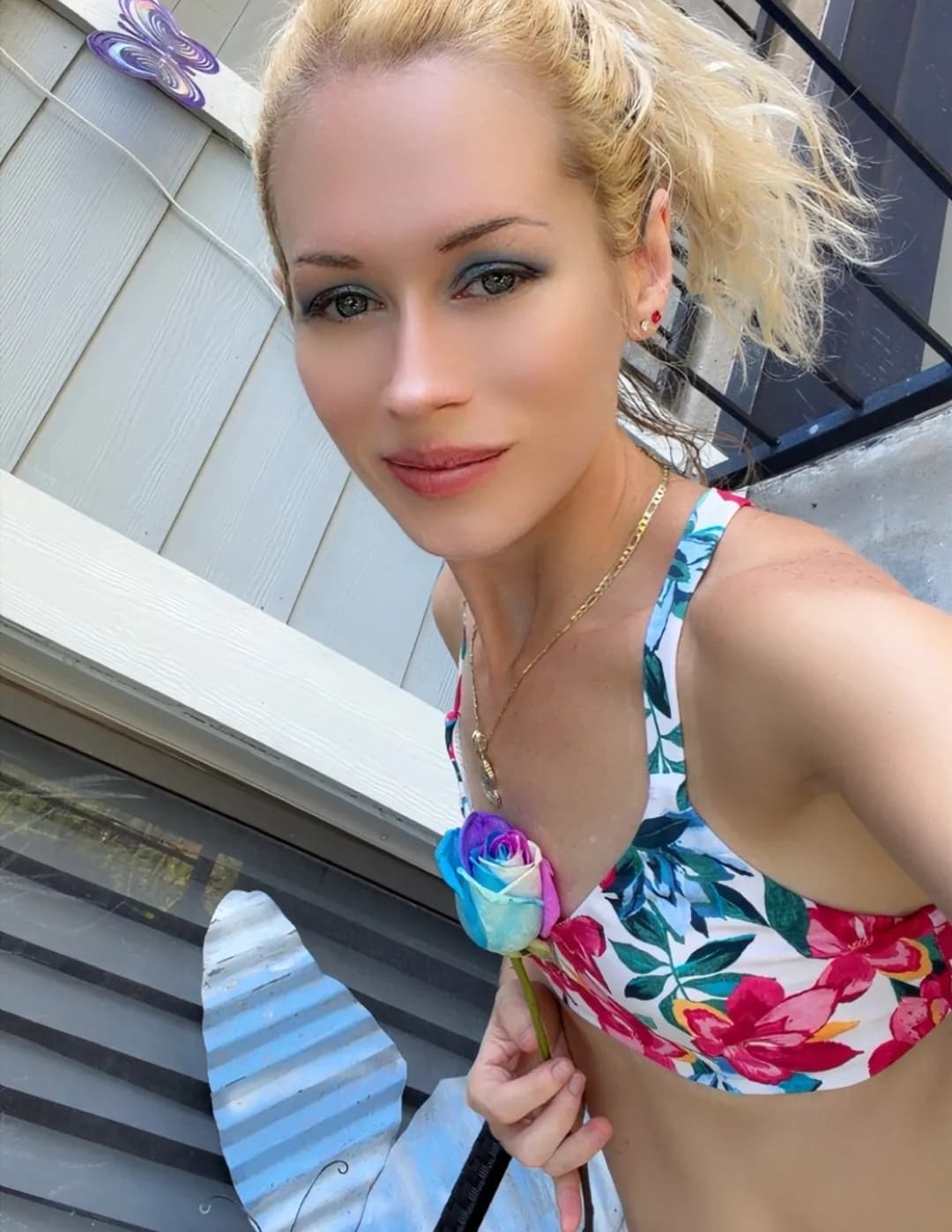 Melonie Loveless image
