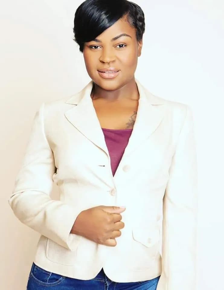 Paris Martin image