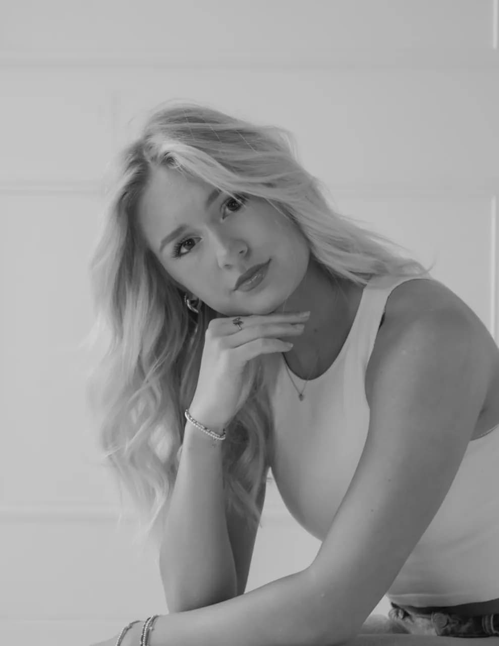 Emily Hopper image