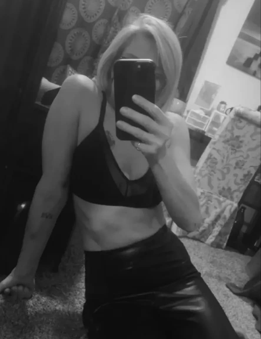 AmberWashburn image