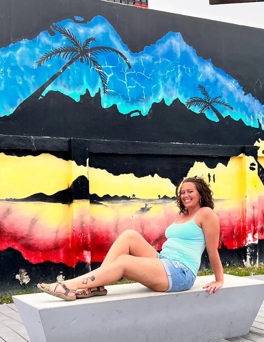 Lindsay Renee image
