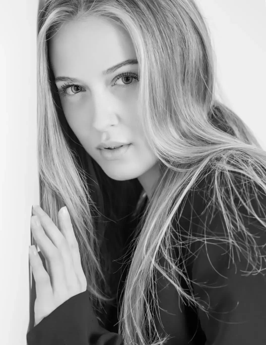 Sydney Dyker image