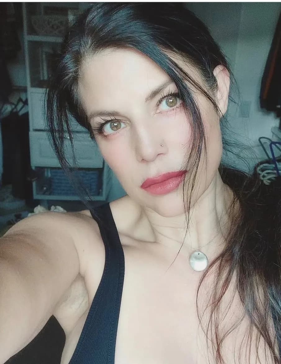 amy degon image