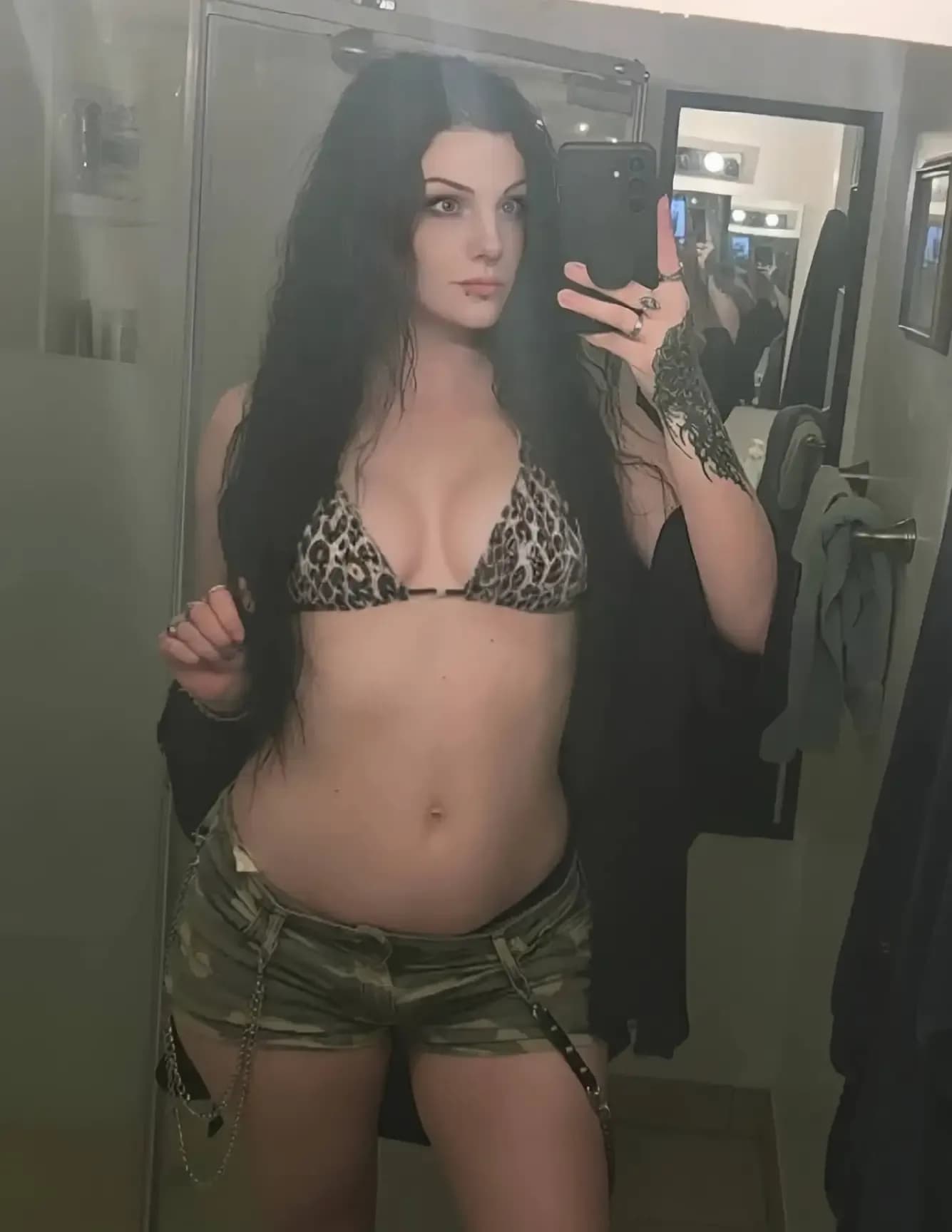 competitor ElEAy