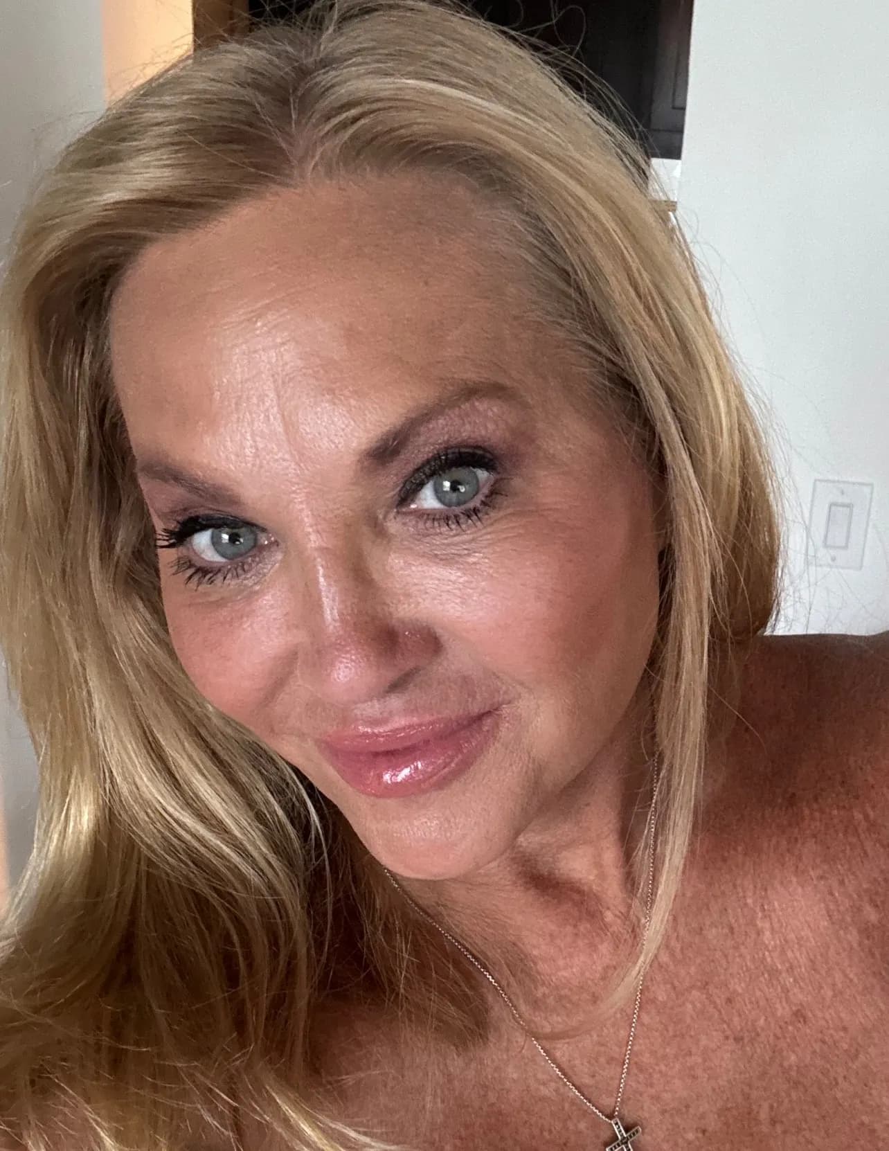Tonya image