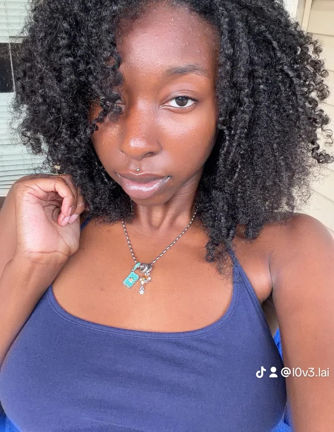 Laila Davis image