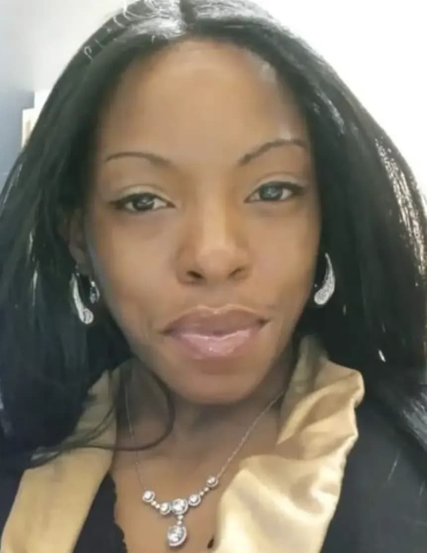 Victoria Frazier image