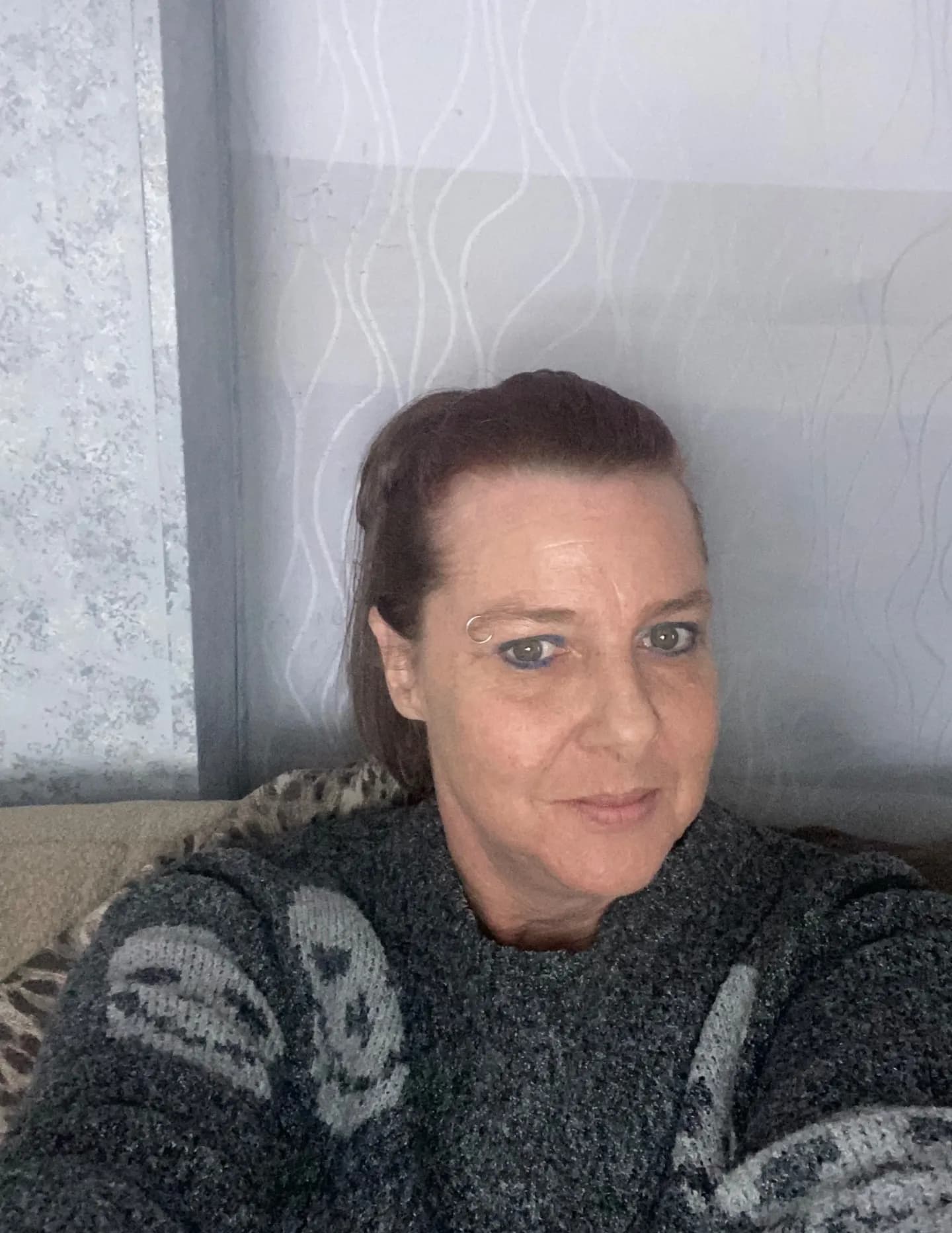 Leslie mobey image