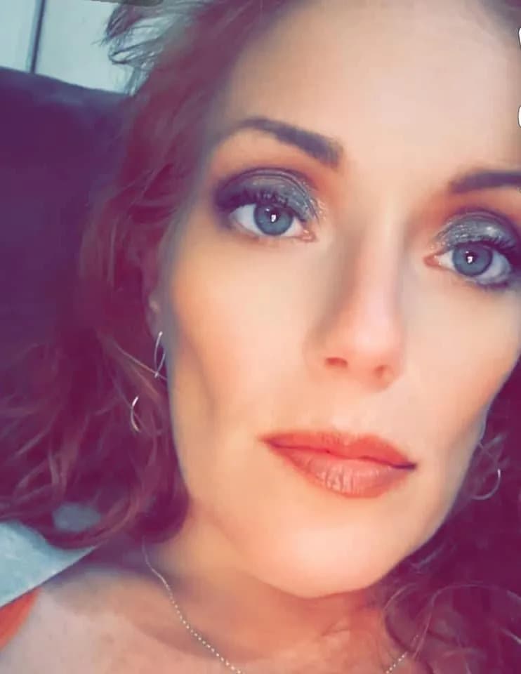 Leona Elizabeth image