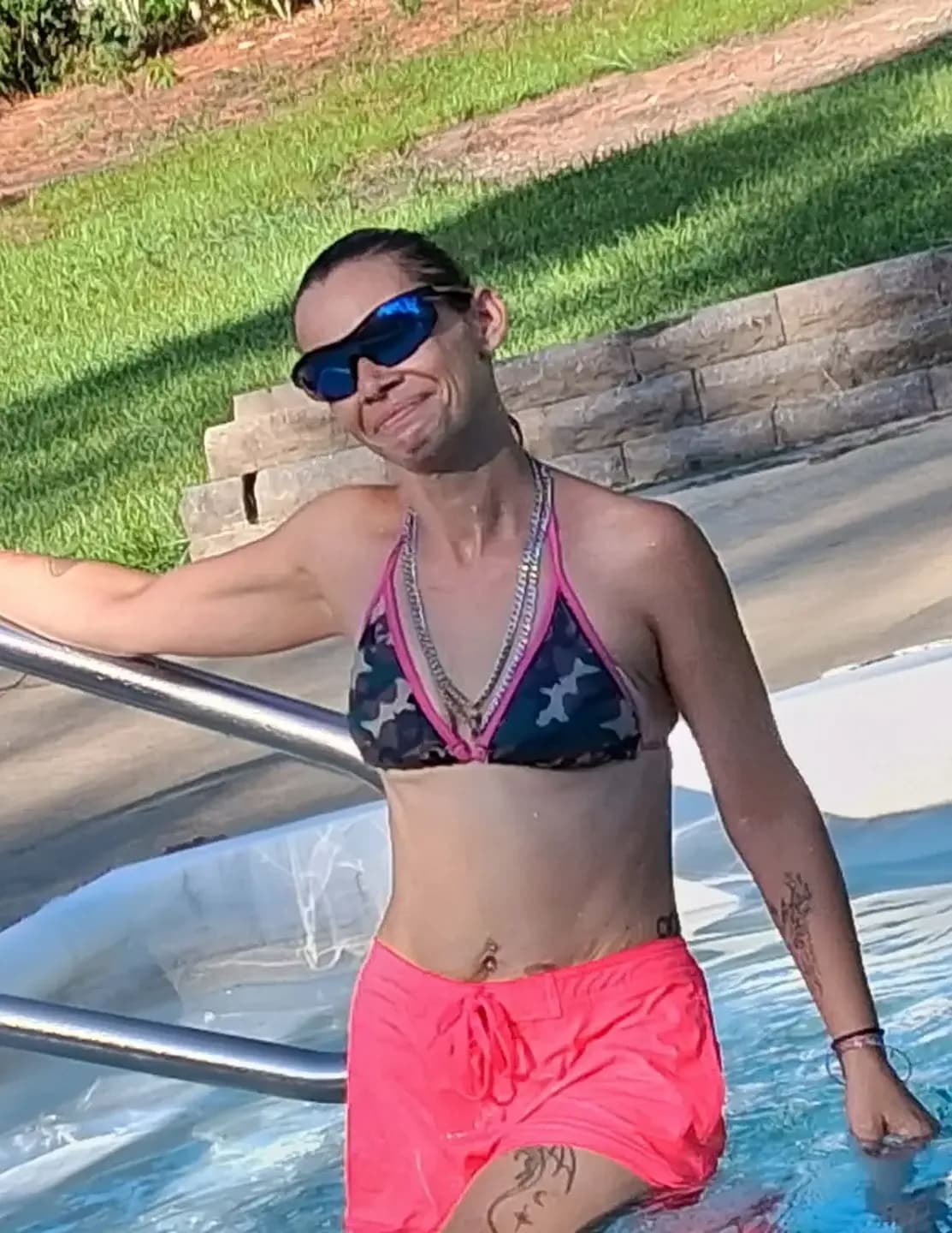 competitor XqYxB