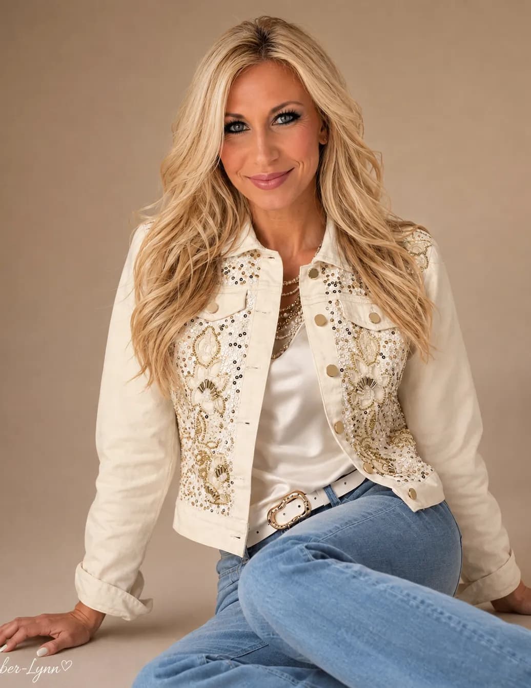 Amber-Lynn Cantrell image
