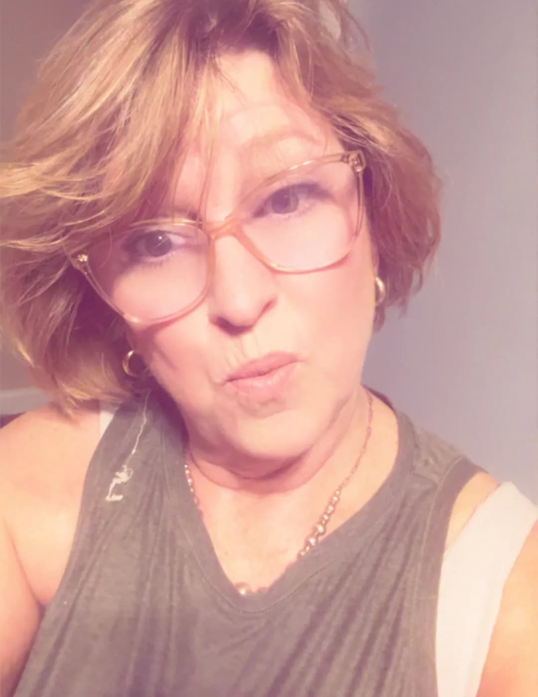 Suzanne image