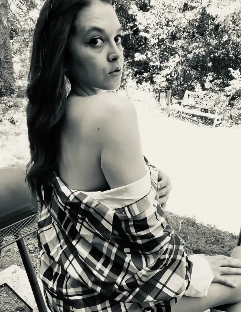 Courtney Mason image