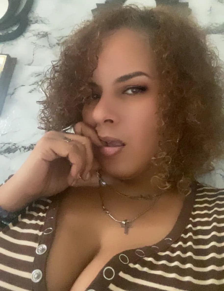 Celina Rivera image