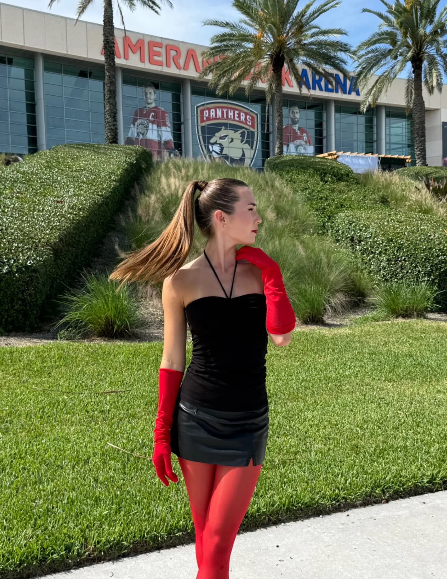 Caroline Garfield image