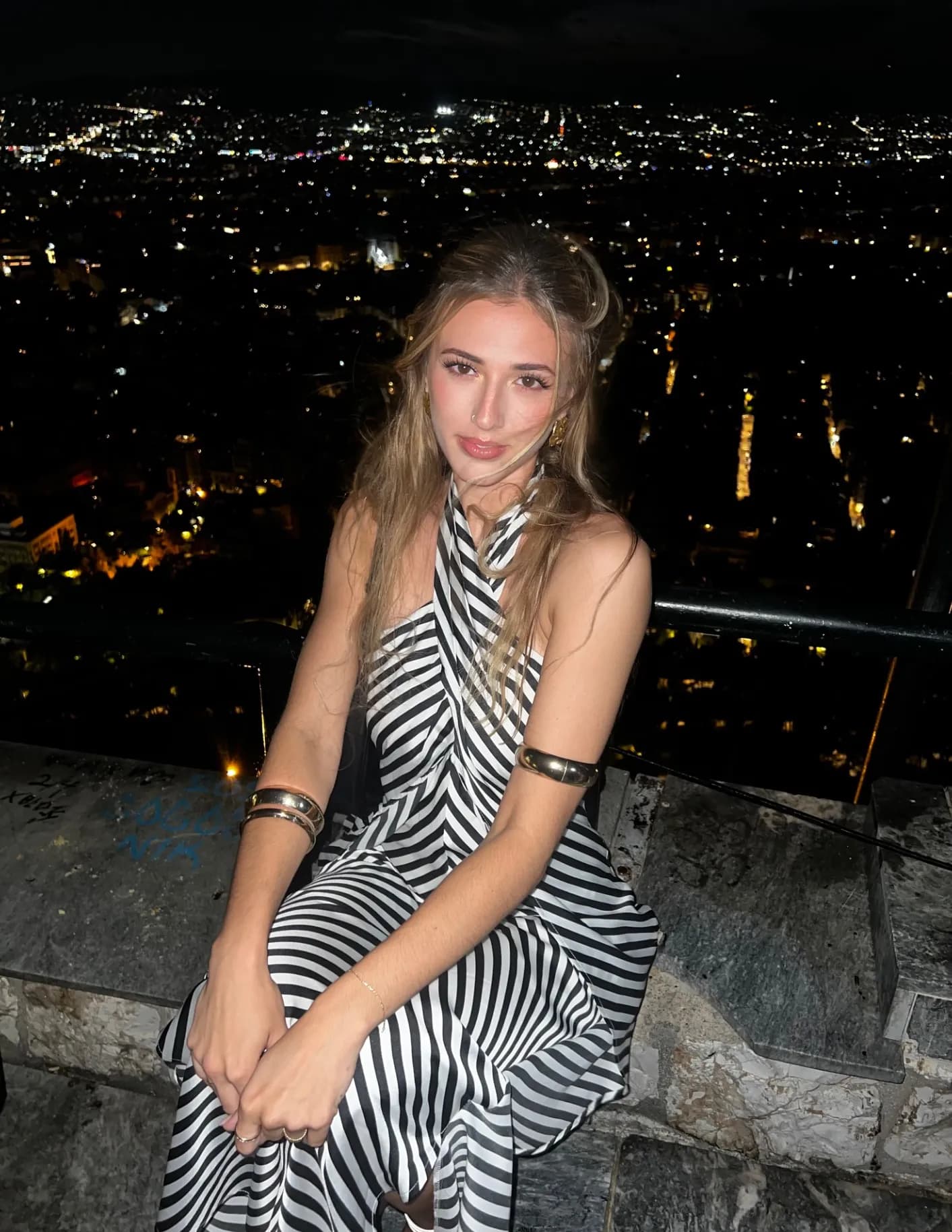 Madison DuBray image