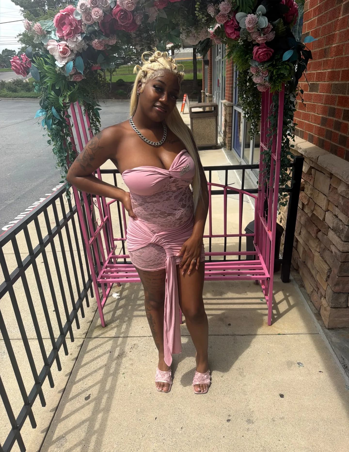 Prettygal.rai image