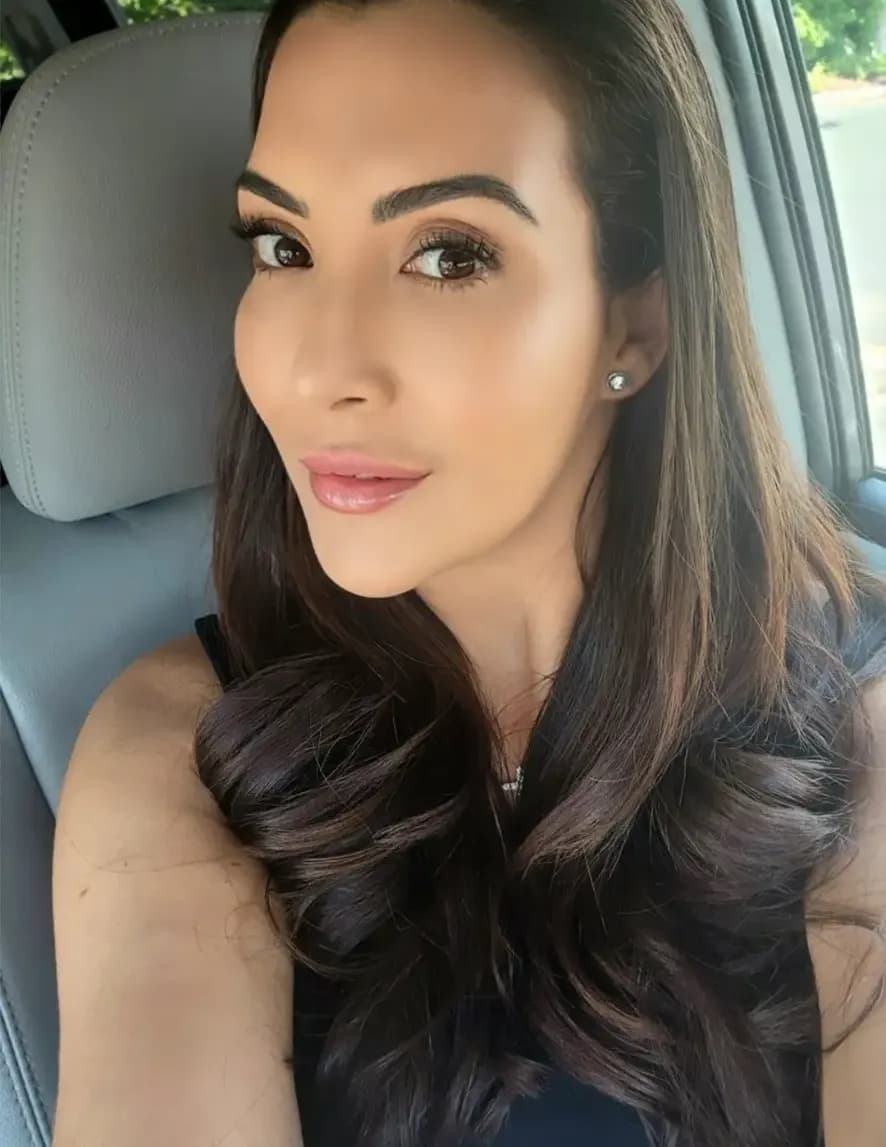 Monika Andrade image