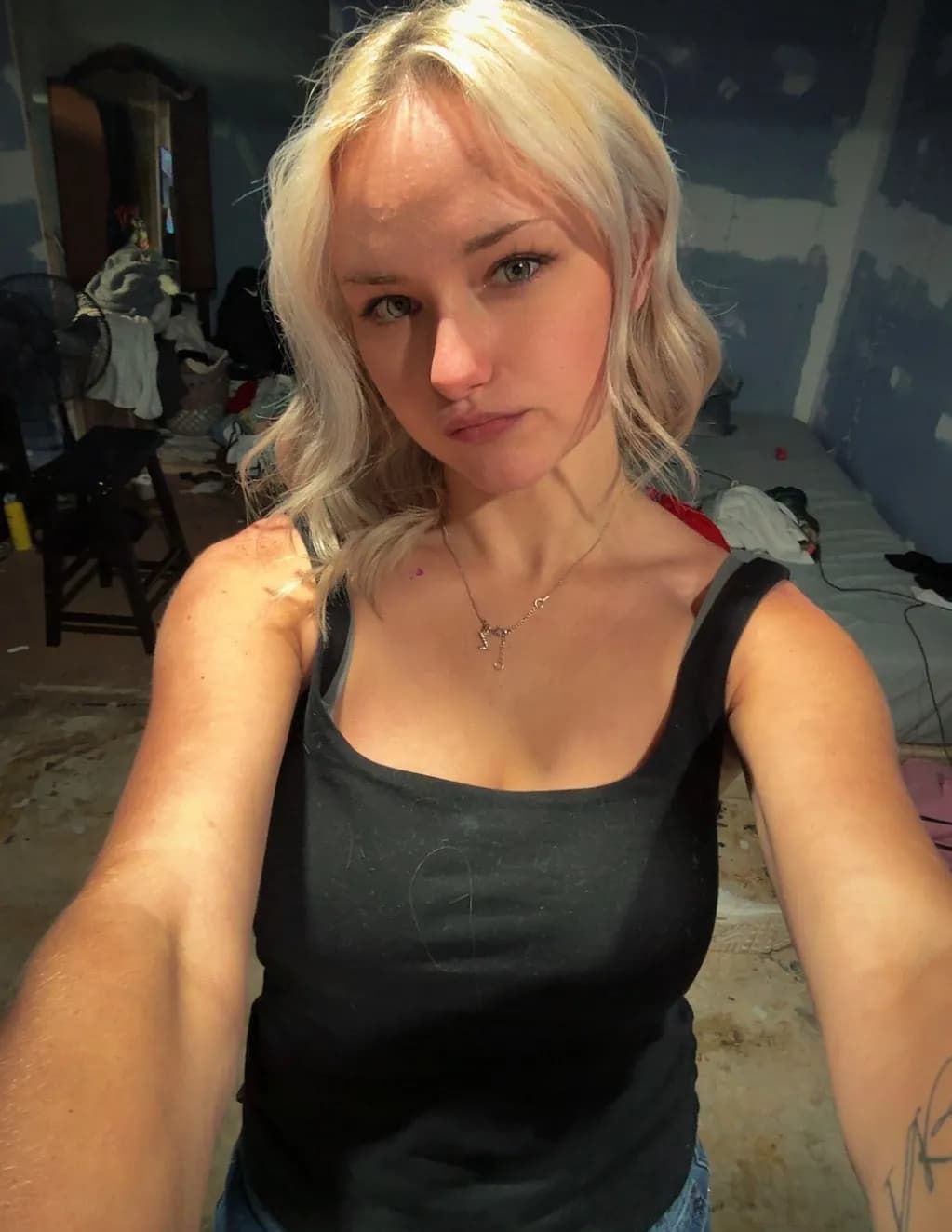 Erin Bell image