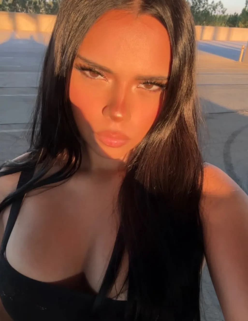 latinaalexx image