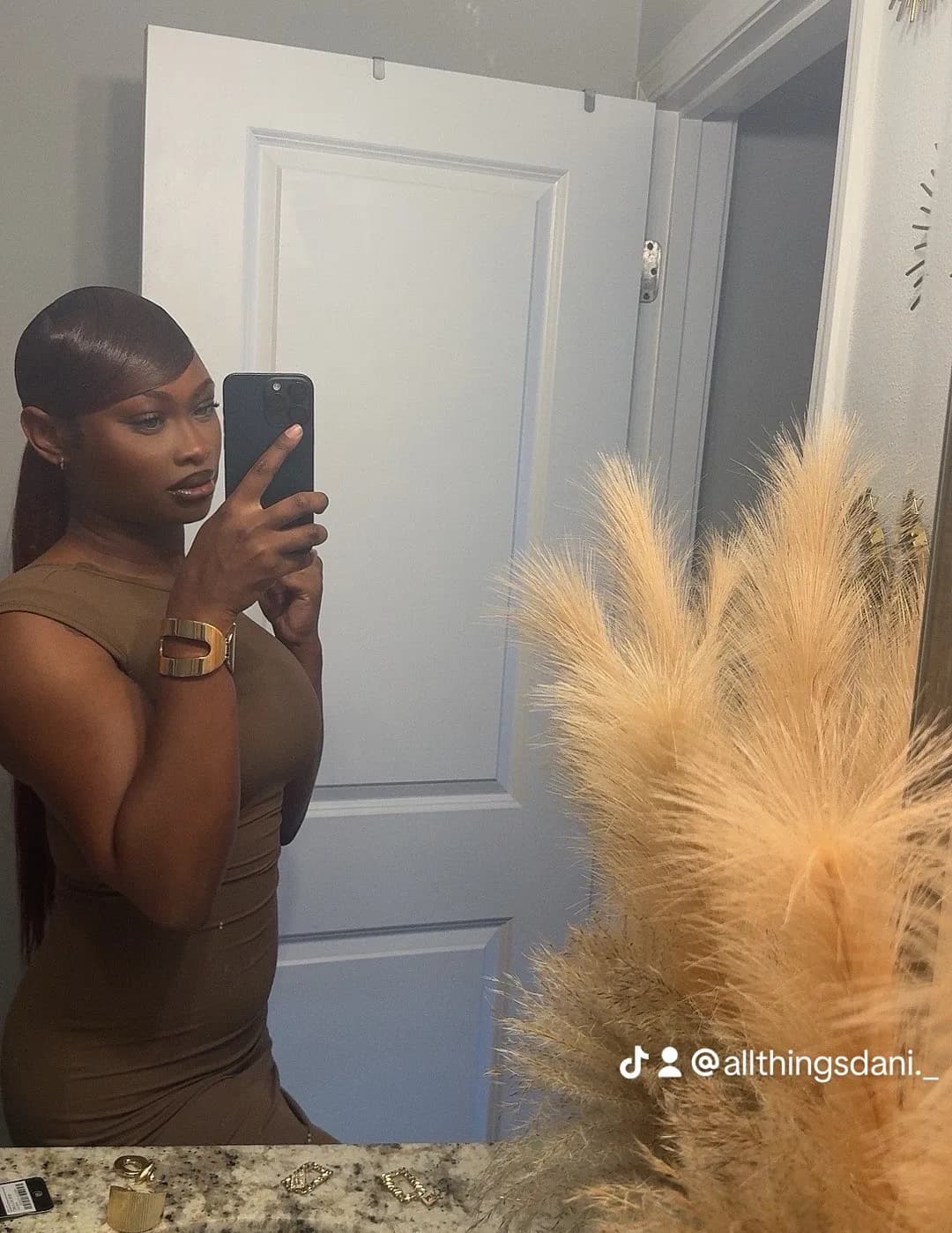 Danielle johnson image