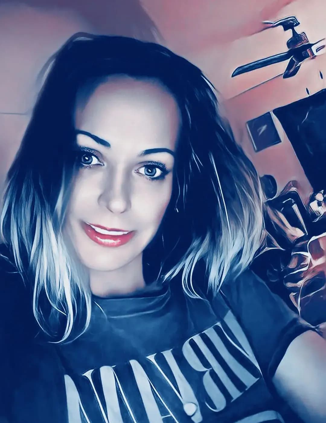 Shannon  image