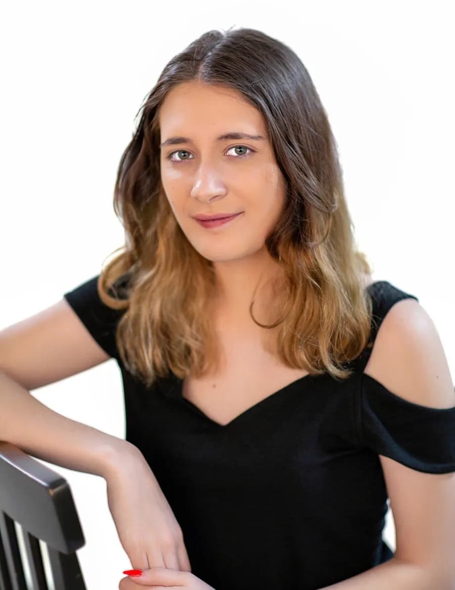 competitor vEYGq