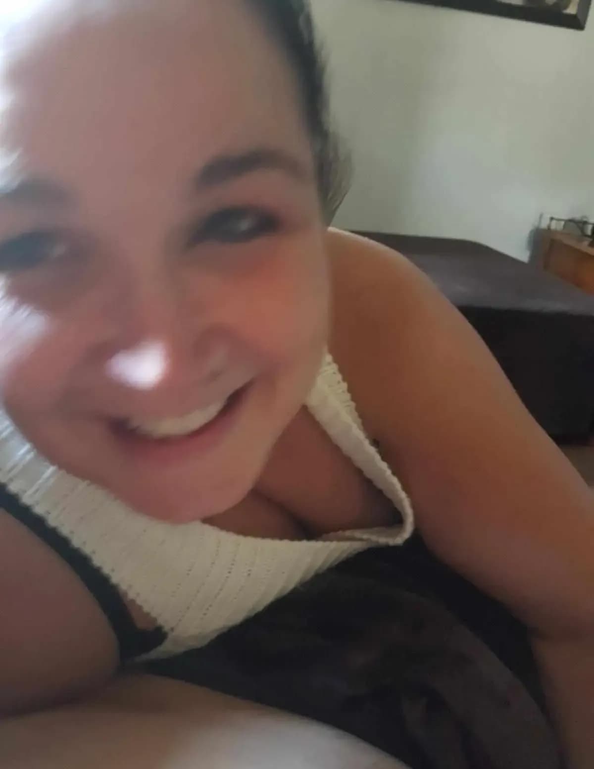 Tracy W image