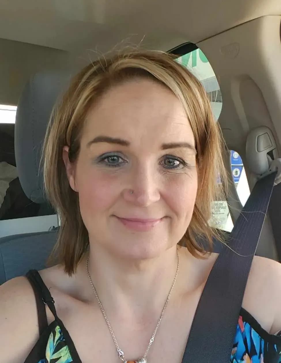 Tracy W image