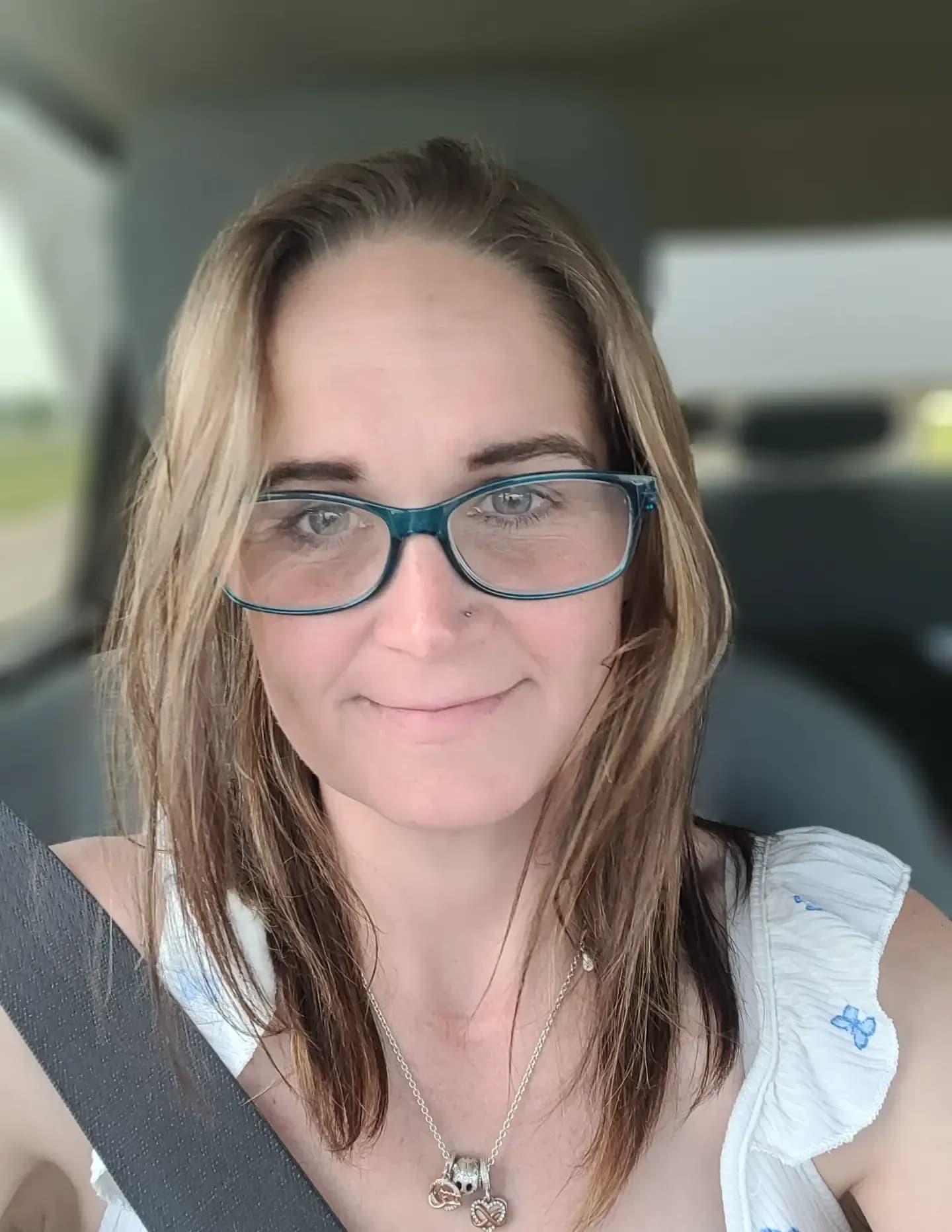 Tracy W image