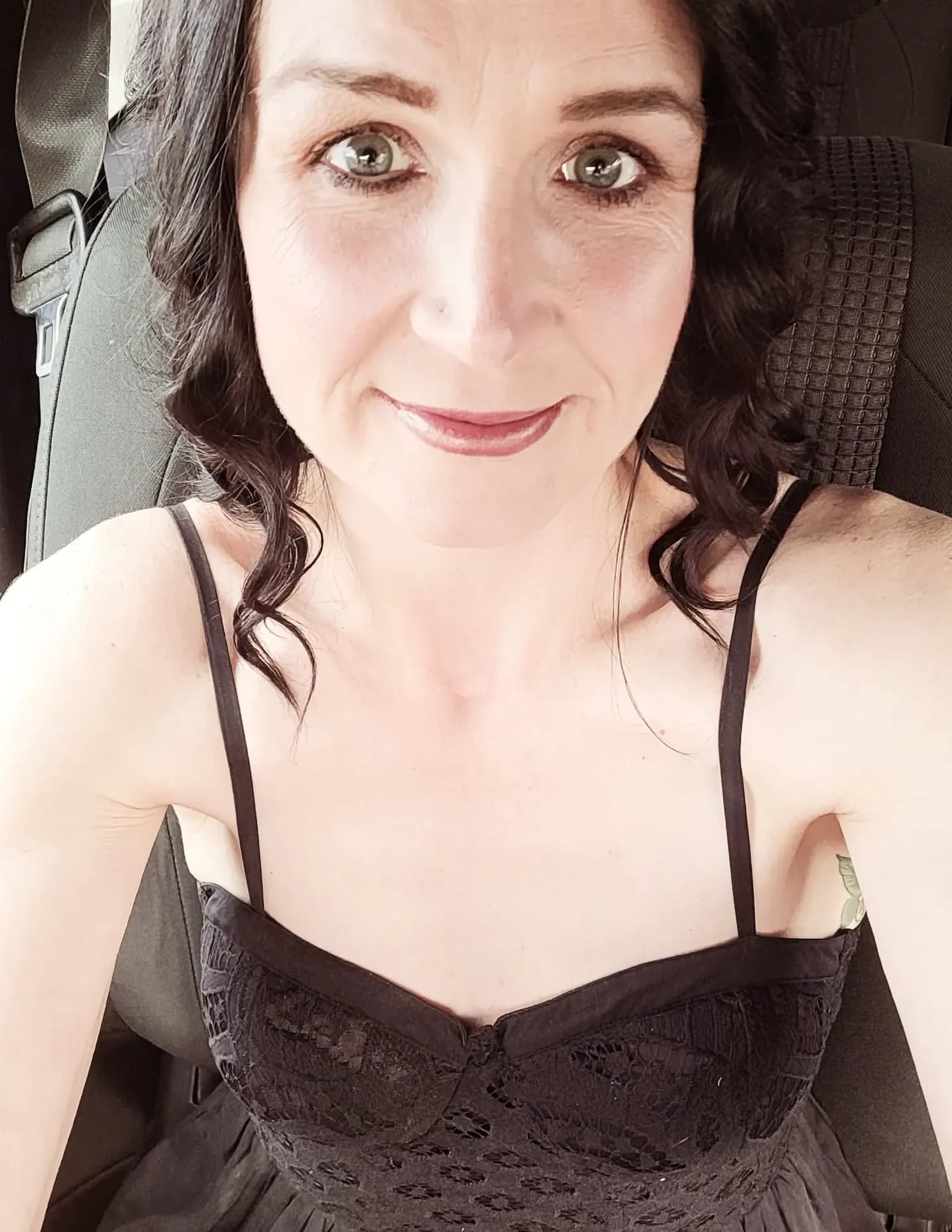 Tracy W image