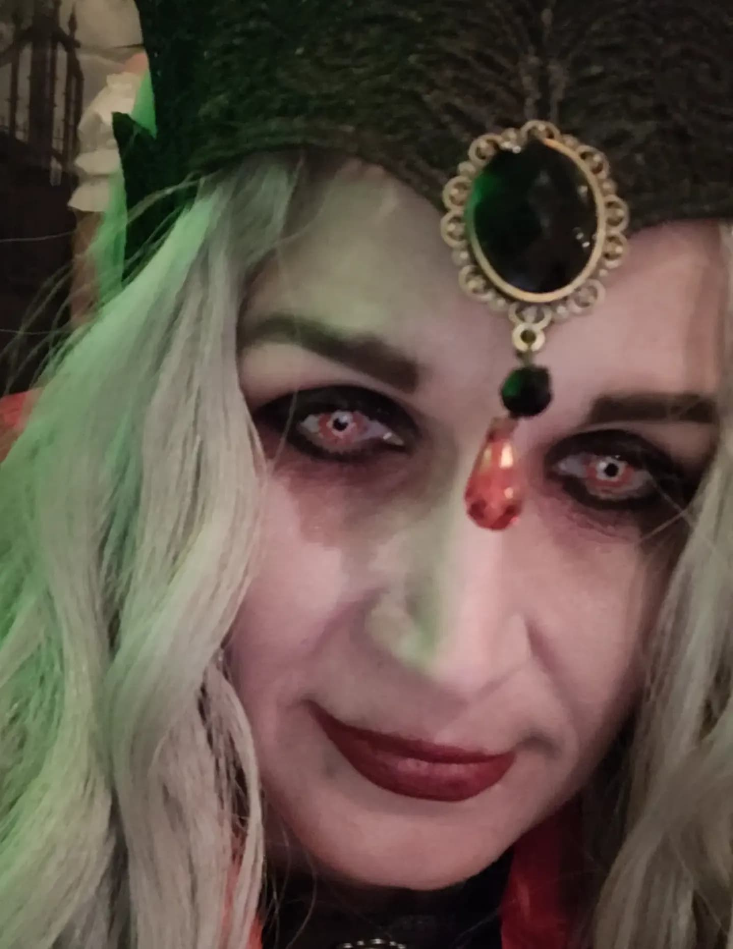 Tracy W image