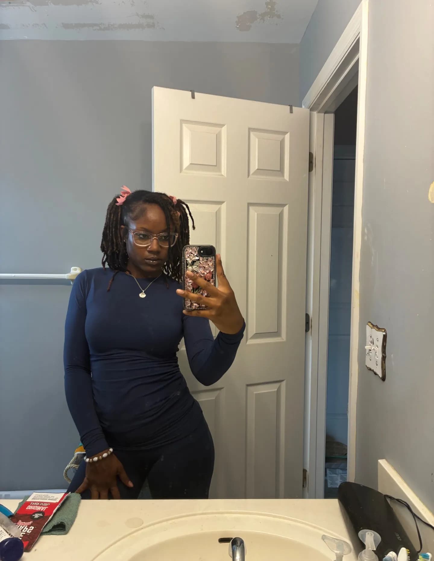 Gabby carter image