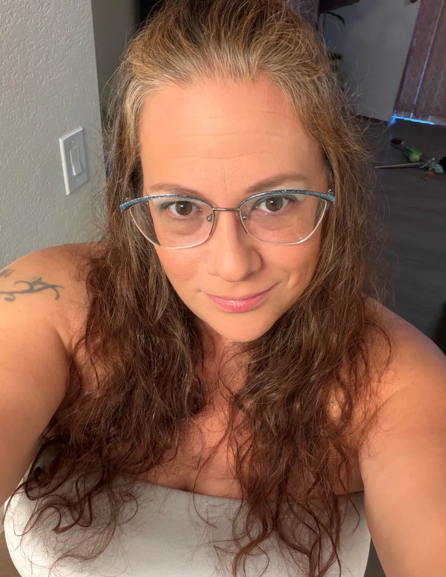 Dana Carpenter image
