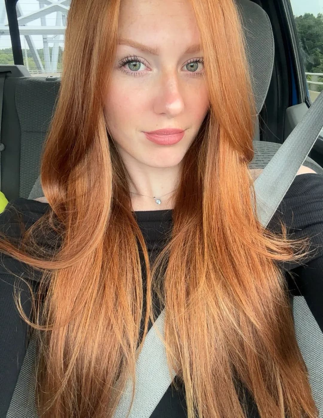 Viviann image
