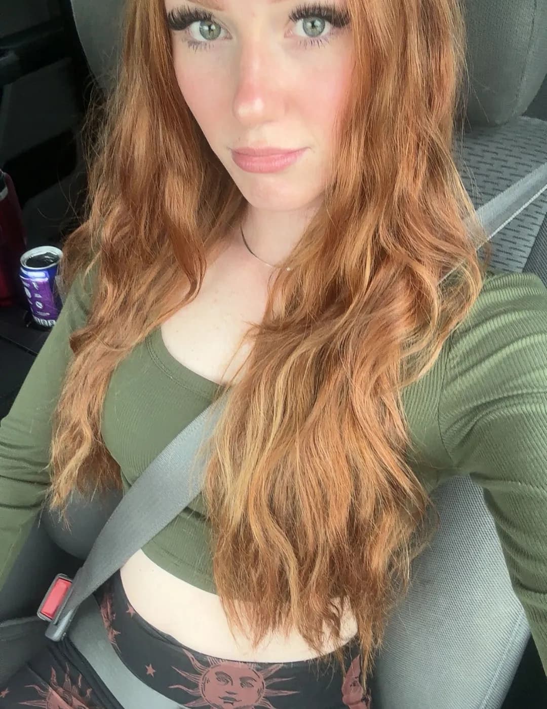 Viviann image