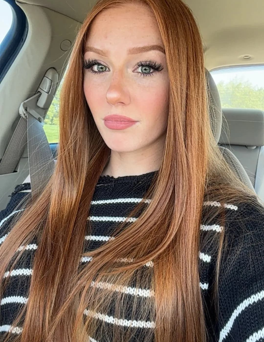 Viviann image