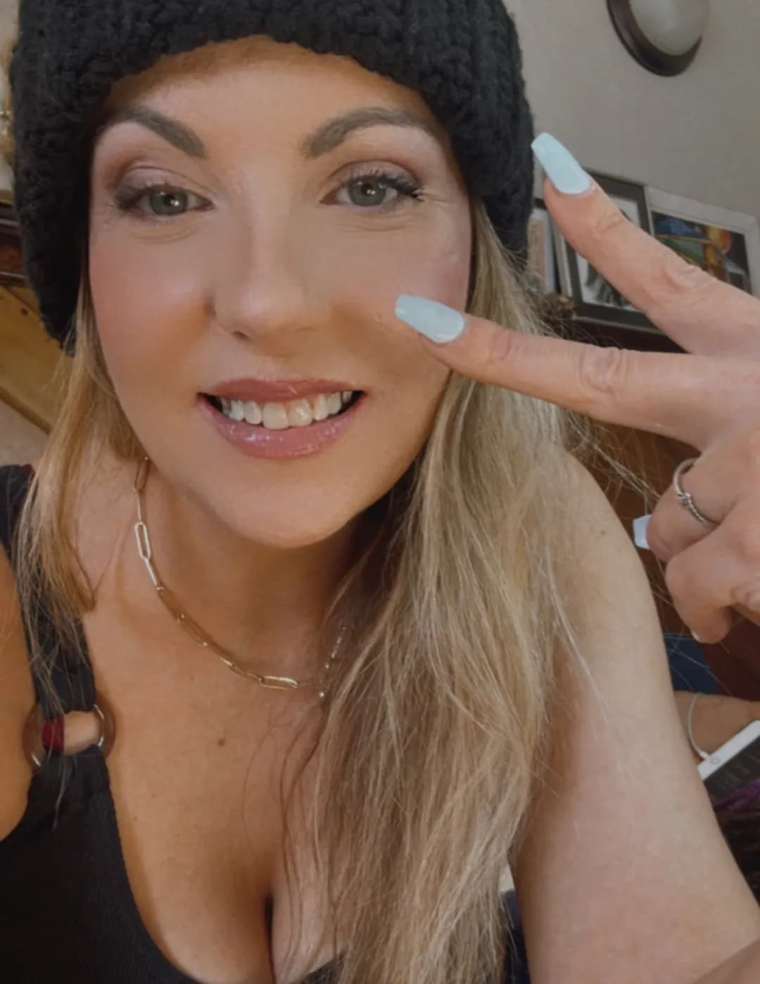 Fembot image