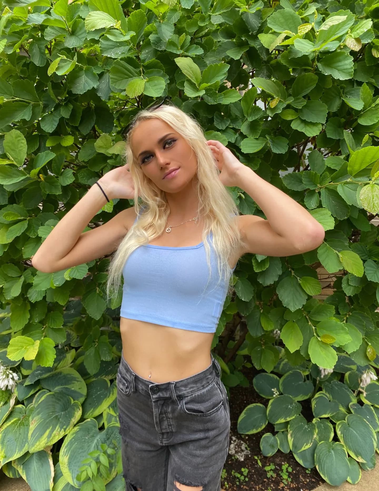 competitor wOQlj