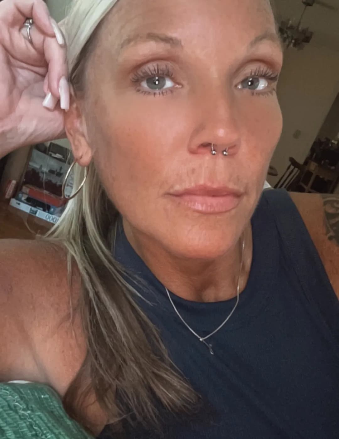 Julie Aguilar image