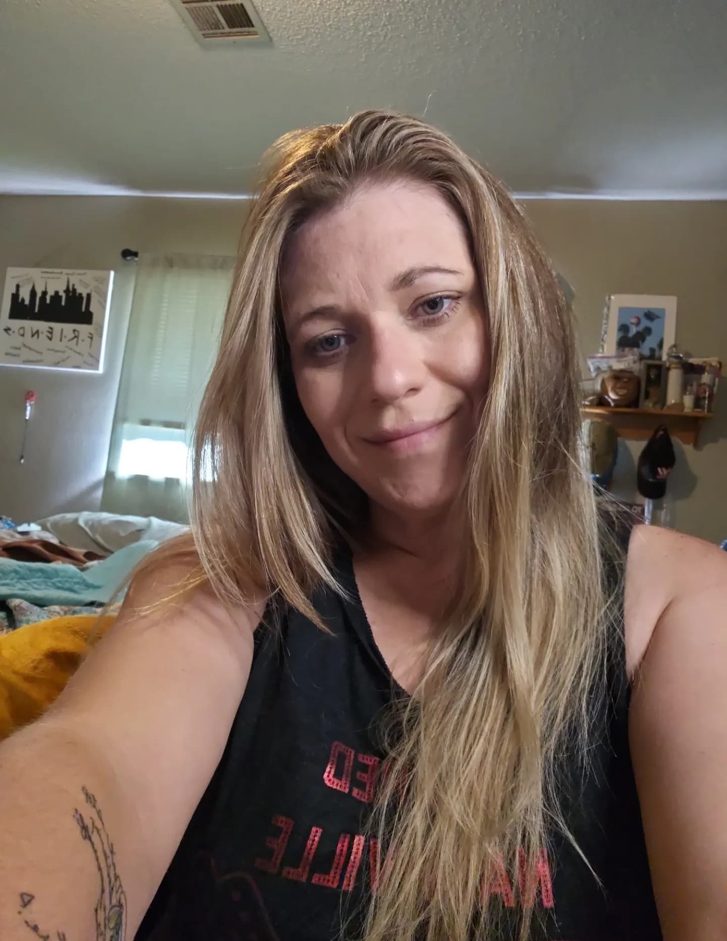 Amanda Wells image