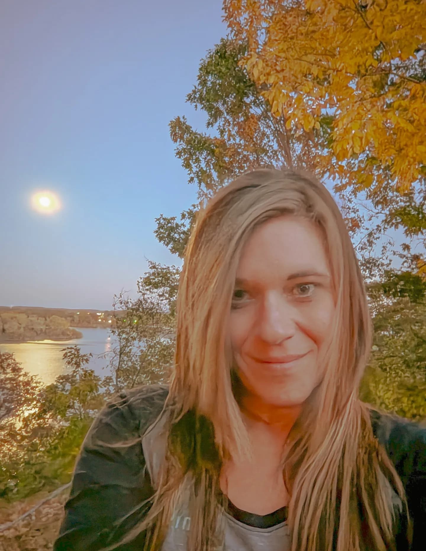 Amanda Wells image