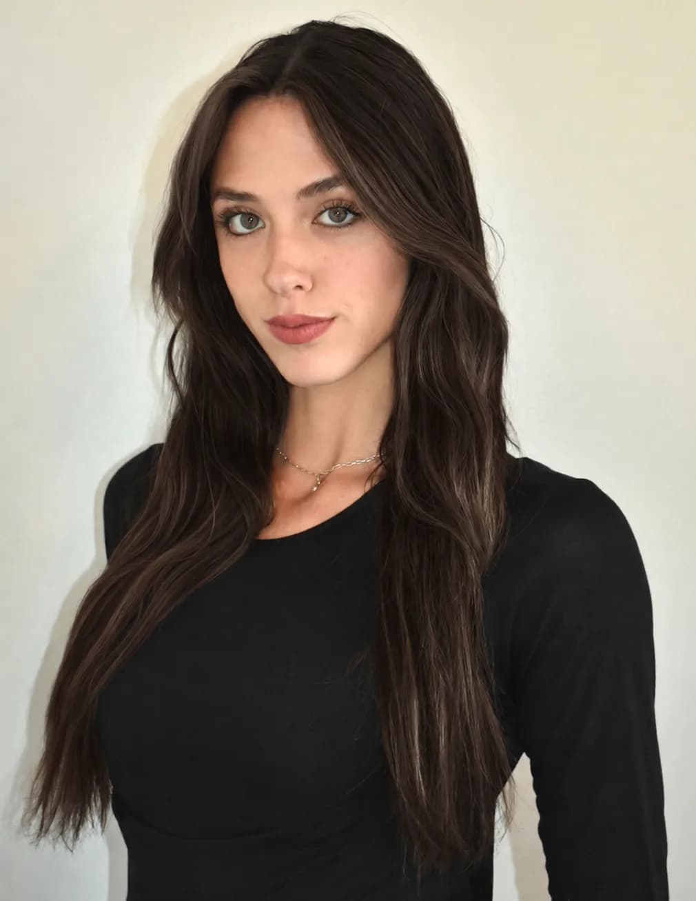 Ester Kosik image