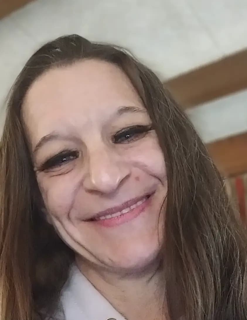 Angela Oppenheim image