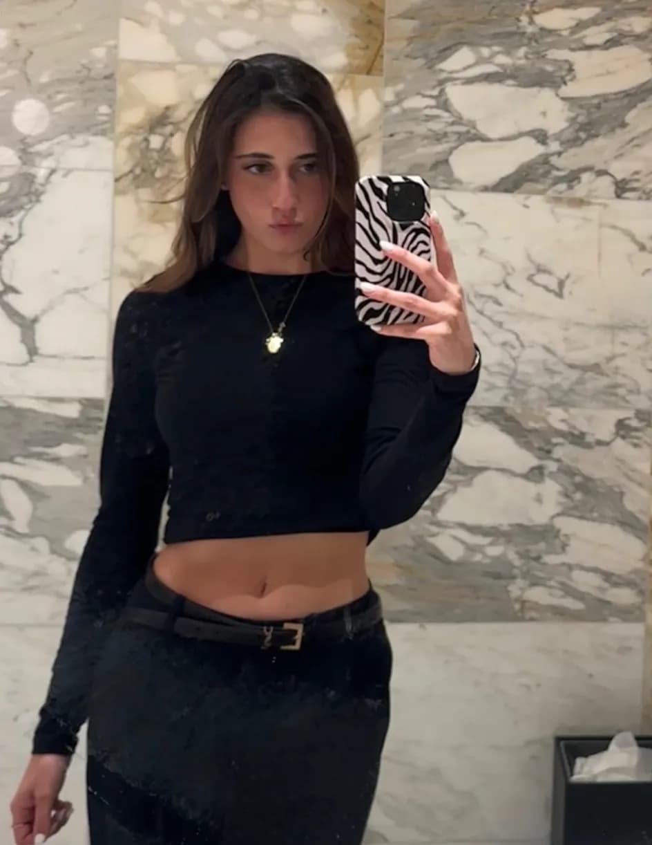 marianaakamel image