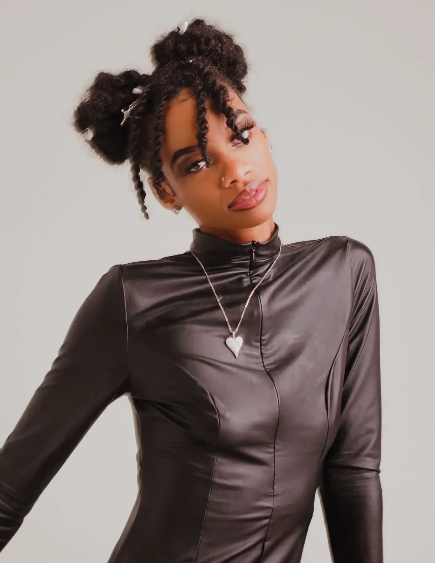 Niashia Lawrence image