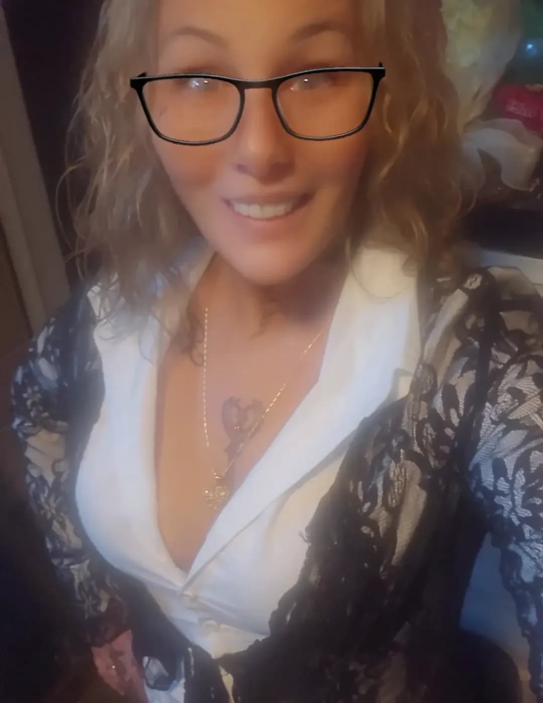 Nicole image