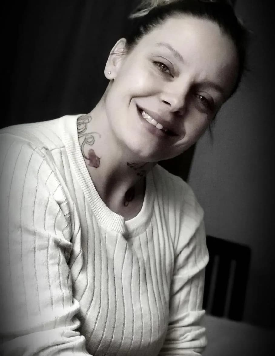 Jennifer Bays image