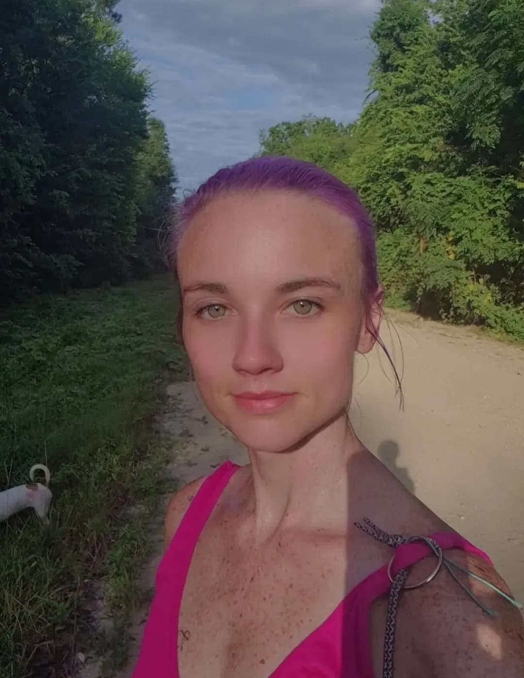 Chloe Vulpes image